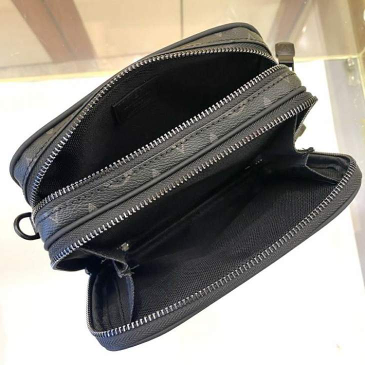 Picture of Louis Vuitton Mens Bags _SKUfw144941691fw